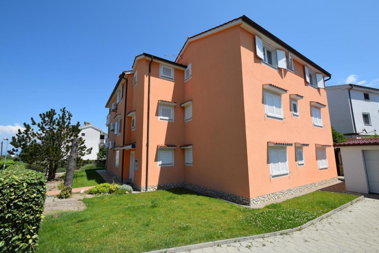 Apartments Gabrijel Малинська Екстер'єр фото