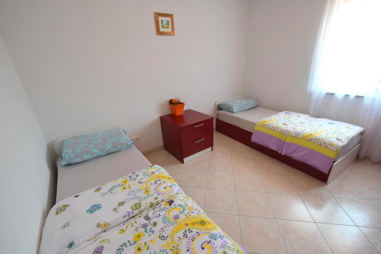 Apartments Gabrijel Малинська Екстер'єр фото