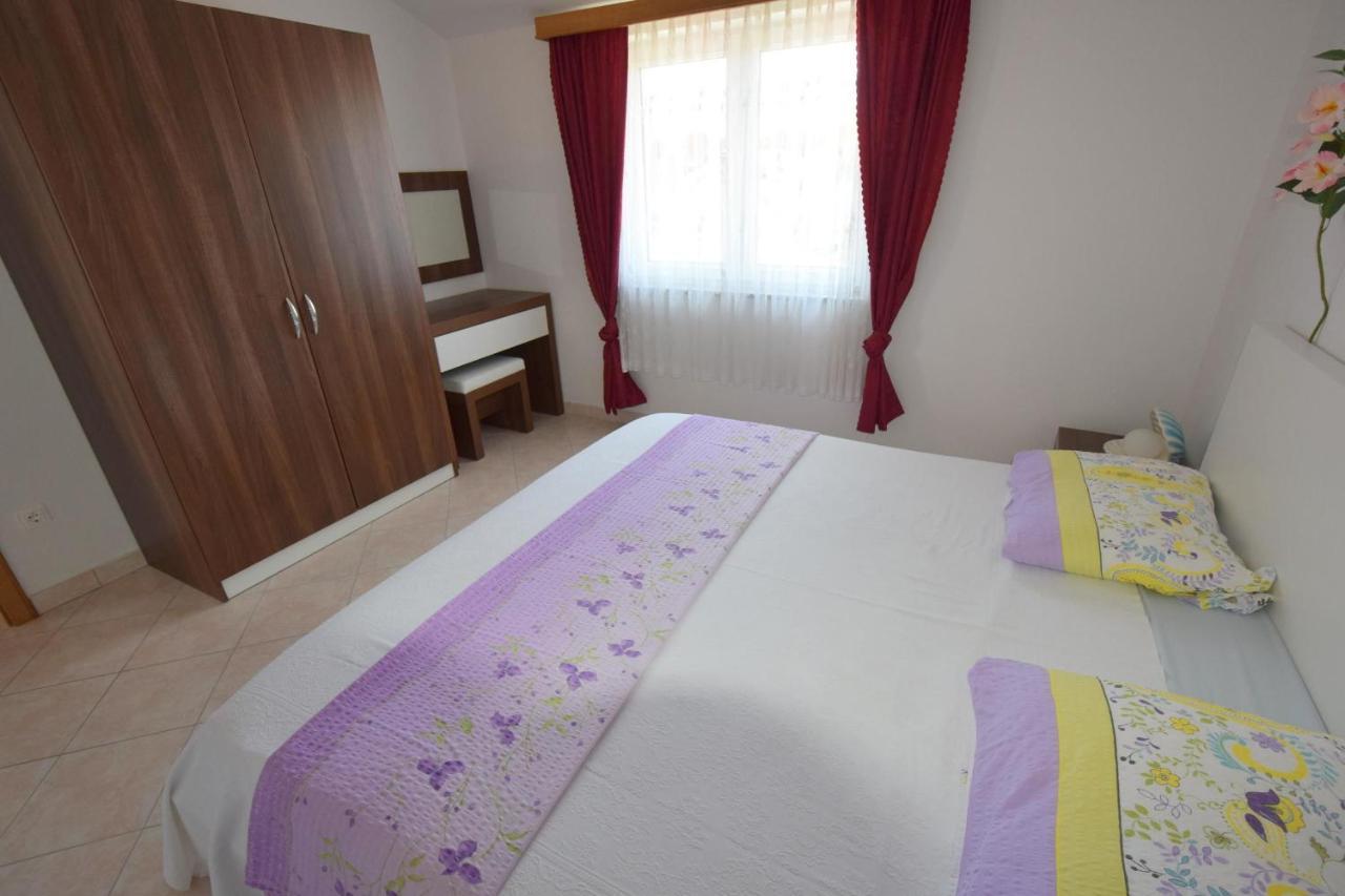 Apartments Gabrijel Малинська Екстер'єр фото