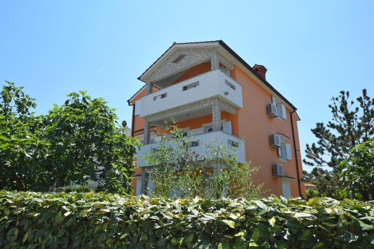Apartments Gabrijel Малинська Екстер'єр фото